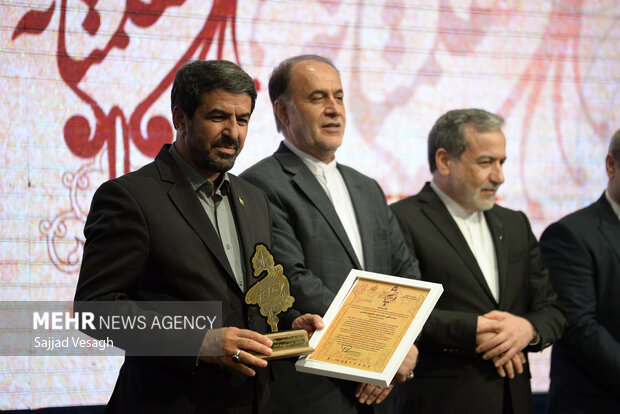 روز دوم سفر وزیر امور خارجه به همدان 17