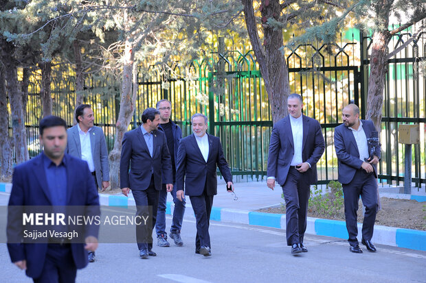 روز دوم سفر وزیر امور خارجه به همدان 23