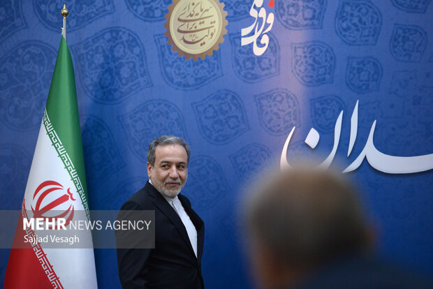 روز دوم سفر وزیر امور خارجه به همدان 24