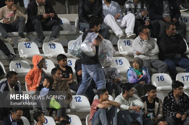 لیگ برتر فوتبال ایران گل گهر سیرجان یک ذوب آهن اصفهان دو