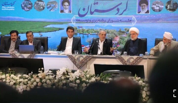 رئیس جمهور: مدیران باید برای ساختن کردستان نقشه و برنامه داشته باشند