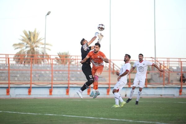 تیم فوتبال شهرداری بندرعباس سومین تساوی خود را ثبت کرد