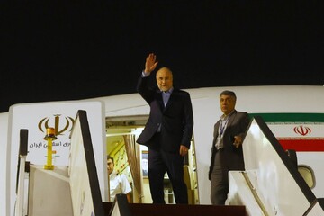 رئیس مجلس، پاکستان را به مقصد تهران ترک کرد