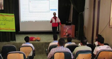 دوره آموزشی مقدماتی امداد و نجات در بشاگرد برگزار شد