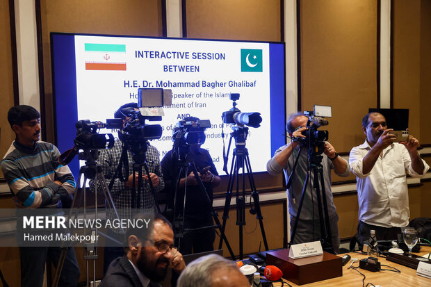 دومین روز سفر رئیس مجلس به کشور پاکستان 18