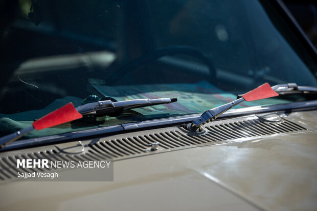 همایش خودروهای کلاسیک در همدان