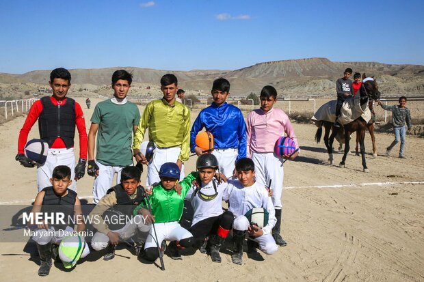 کورس اسبدوانی پاییزه روستای باغلق