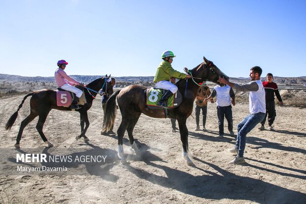 کورس اسبدوانی پاییزه روستای باغلق