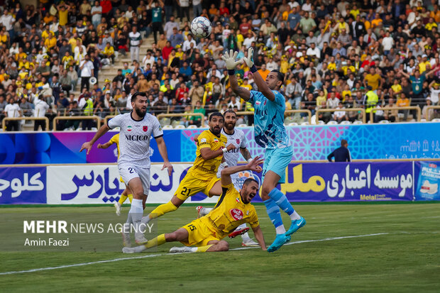 لیگ برتر فوتبال- فجر شهید سپاسی و مس رفسنجان
