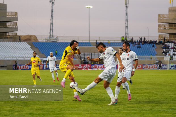 لیگ برتر فوتبال- فجر شهید سپاسی و مس رفسنجان