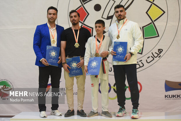 اختتامیه لیگ و تجلیل از مدال آوران جهانی و آسیایی