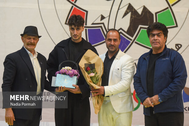 اختتامیه لیگ و تجلیل از مدال آوران جهانی و آسیایی