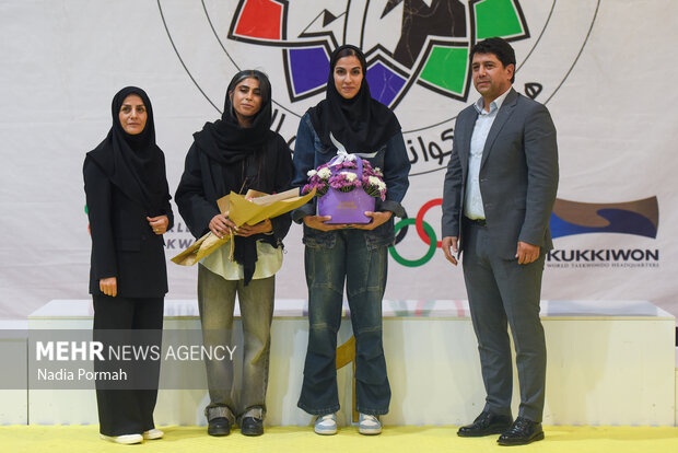 اختتامیه لیگ و تجلیل از مدال آوران جهانی و آسیایی