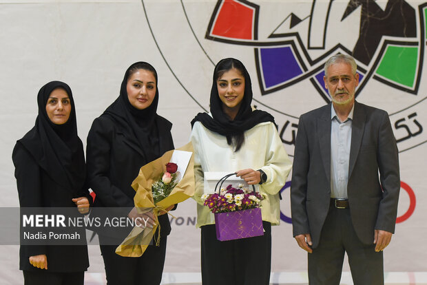 اختتامیه لیگ و تجلیل از مدال آوران جهانی و آسیایی