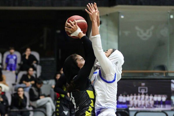 استقلال به دنبال فرار از قعر لیگ بسکتبال زنان/قهرمان صدرنشین می‌ماند