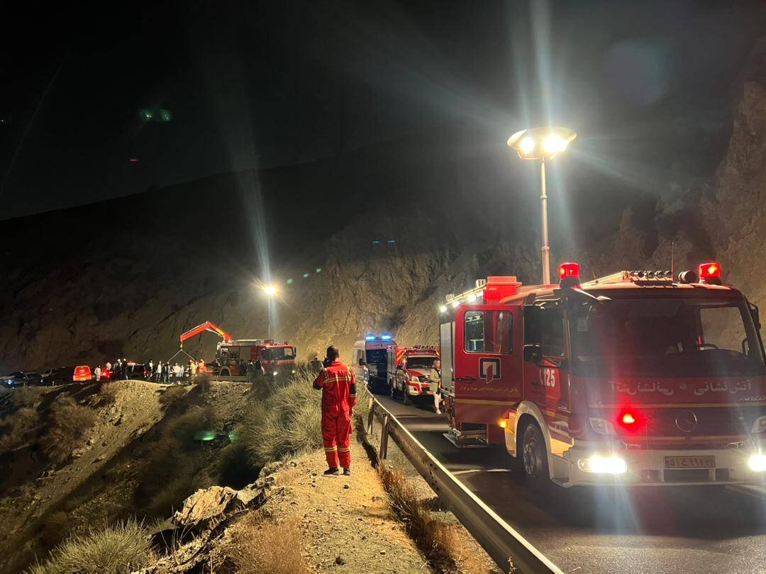 نجات جوان 18 ساله پس از سقوط 180 متری به دره