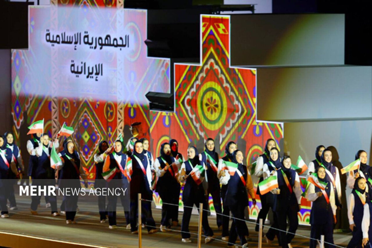 رژه کاروان ورزش ایران در بازی‌های کشورهای اسلامی با شعار «ملت واحد»