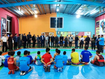 خاکی: باشگاه‌های خصوصی نقش مؤثری در توسعه ورزش کردستان دارند