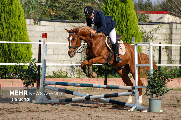دششمین مسابقات قهرمانی پرش با اسب استان گیلان