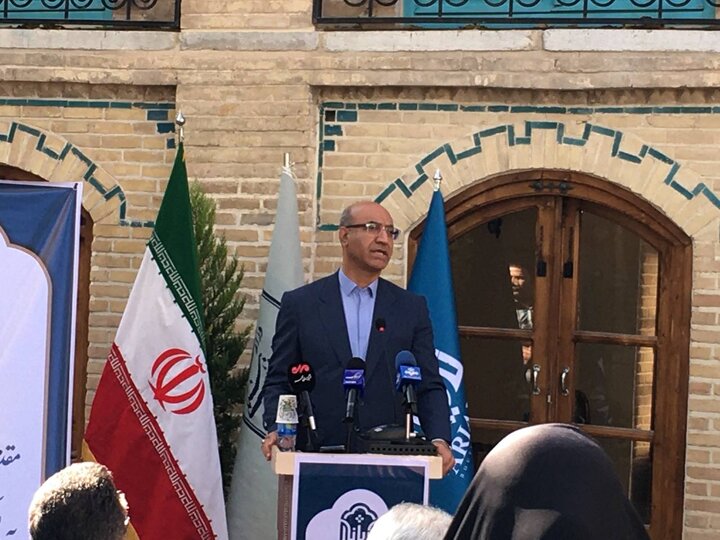 استاندار کرمانشاه: احیای بافت تاریخی شهر را محور گردشگری قرار می‌ دهد