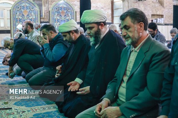 بازدید و زیارت رئیس سازمان تبلیغات اسلامی از امام زاده یحیی (ع) تهران