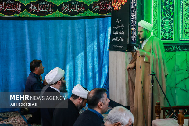 بازدید و زیارت رئیس سازمان تبلیغات اسلامی از امام زاده یحیی (ع) تهران