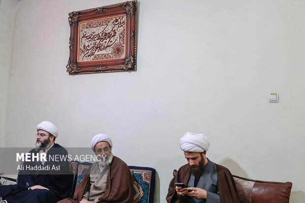 بازدید و زیارت رئیس سازمان تبلیغات اسلامی از امام زاده یحیی (ع) تهران