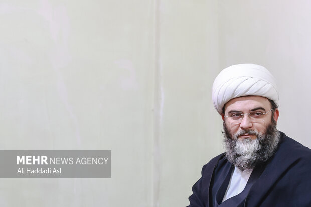 بازدید و زیارت رئیس سازمان تبلیغات اسلامی از امام زاده یحیی (ع) تهران