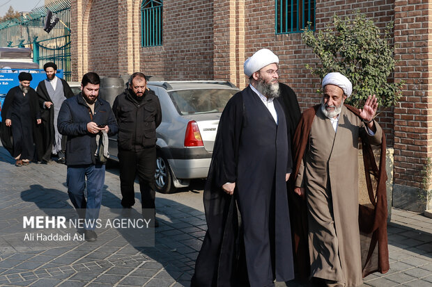 بازدید و زیارت رئیس سازمان تبلیغات اسلامی از امام زاده یحیی (ع) تهران