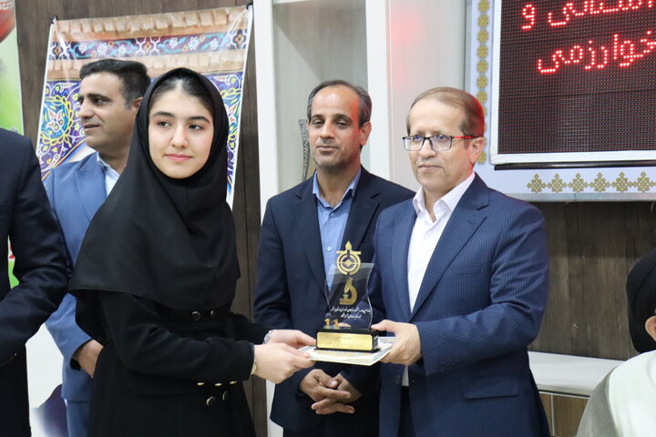 ۴۵ برگزیده جشنوارههای نوجوان خوارزمی و جابربنحیان در دیر تجلیل شدند
