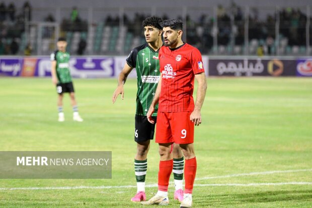 لیگ برتر فوتبال - خیبر خرم‌آباد و تراکتور تبریز