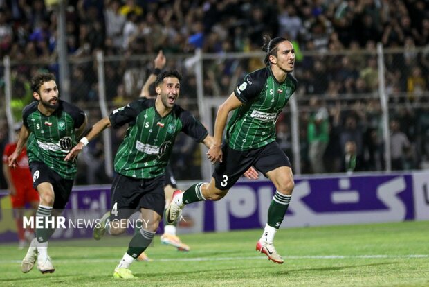 لیگ برتر فوتبال - خیبر خرم‌آباد و تراکتور تبریز