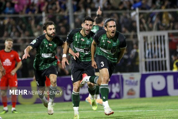 لیگ برتر فوتبال - خیبر خرم‌آباد و تراکتور تبریز