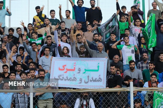 لیگ برتر فوتبال - خیبر خرم‌آباد و تراکتور تبریز