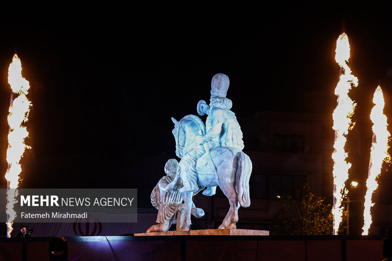 ایران ایستاده است؛ جهان دوباره زانو خواهد زد