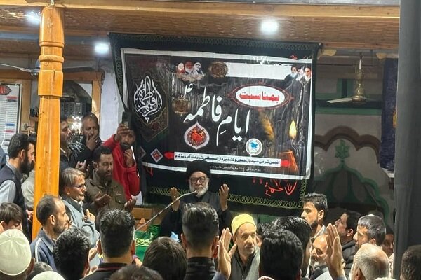 حضرت،زهرا،بانويي،مؤمن،بانوي،معنويت،كشمير،فاطمه