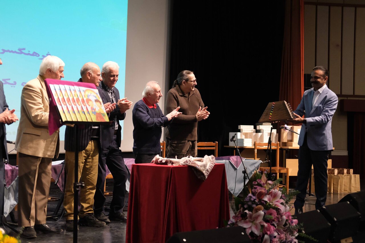 سنتور کودک رونمایی شد ؛ شرح یک تجربه با عشق