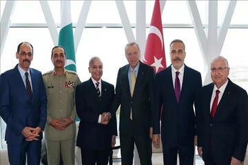 اردوغان بر ضرورت حفظ آتش‌بس میان پاکستان و افغانستان تأکید کرد