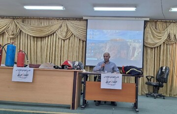 اجتماع «مادران مقاومت و پرچمدار» در کامیاران برگزار شد