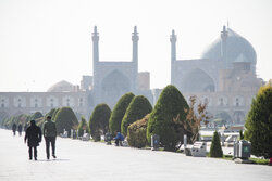 هوای اصفهان در مرز وضعیت قرمز؛ ۵ شهر مجاور آلوده است