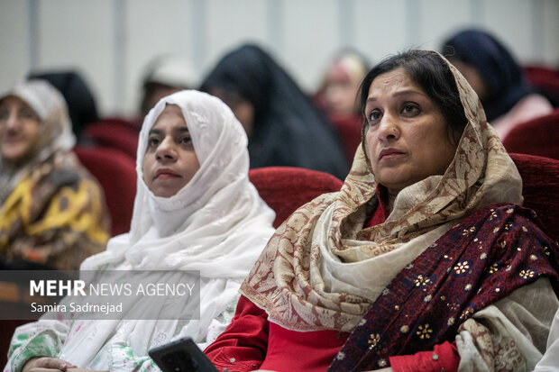 نشست بزرگداشت علامه اقبال