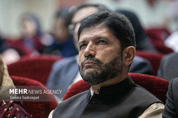 نشست بزرگداشت علامه اقبال