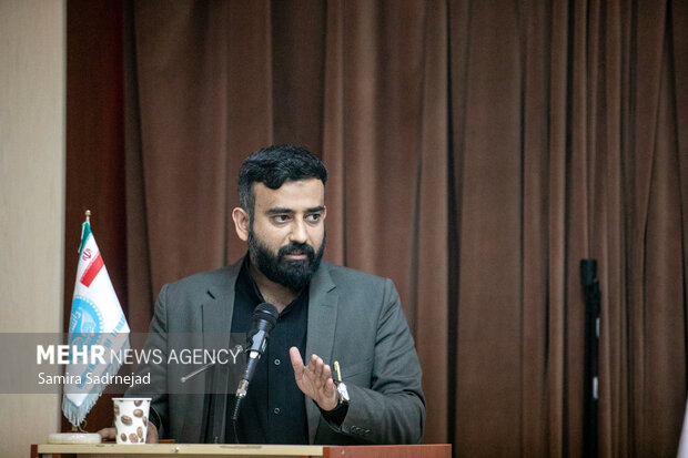 نشست بزرگداشت علامه اقبال