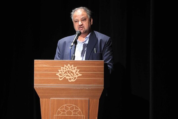 ایران برای اقبال سرزمین رویاست