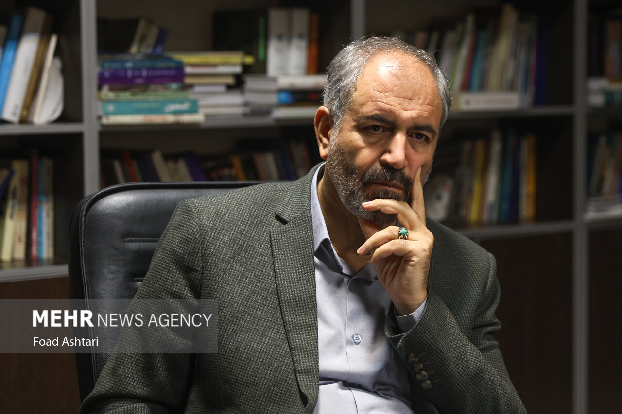 مخاطب ماه و بلوط مسئولین هستند/ همه در جایگاه متهم باید پاسخگو باشند