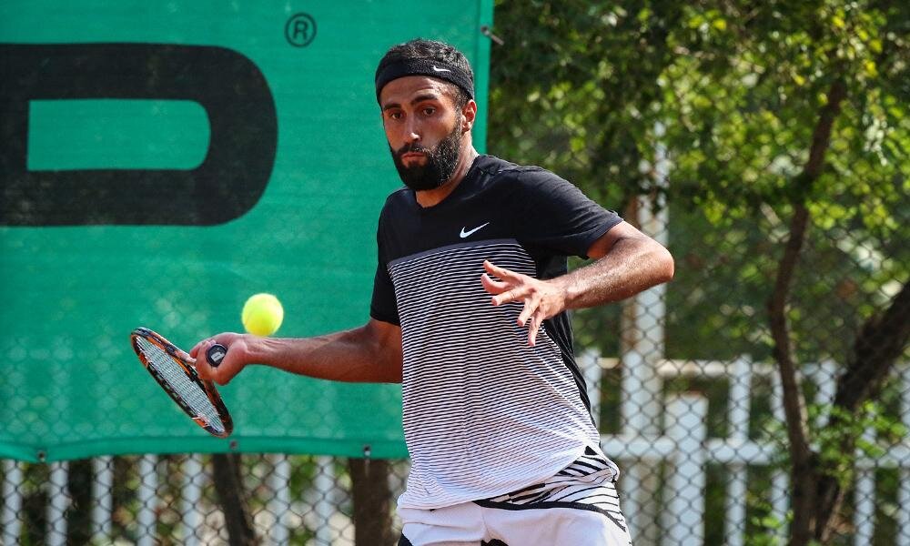 تنیس ایران با کمبود بازیکن حرفه‌ای روبه‌روست/انتقادها منصفانه نیست