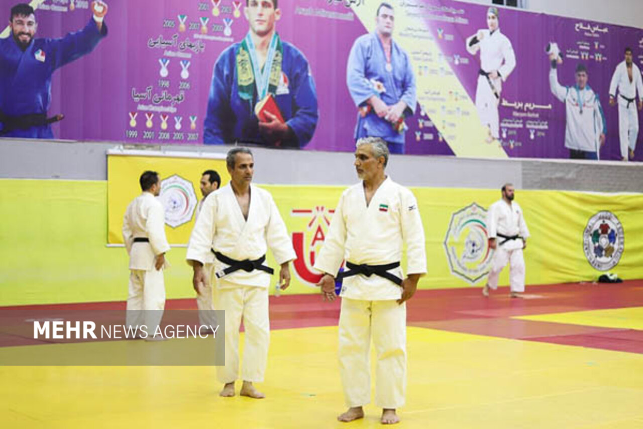 كاتا،پاريس،جهاني