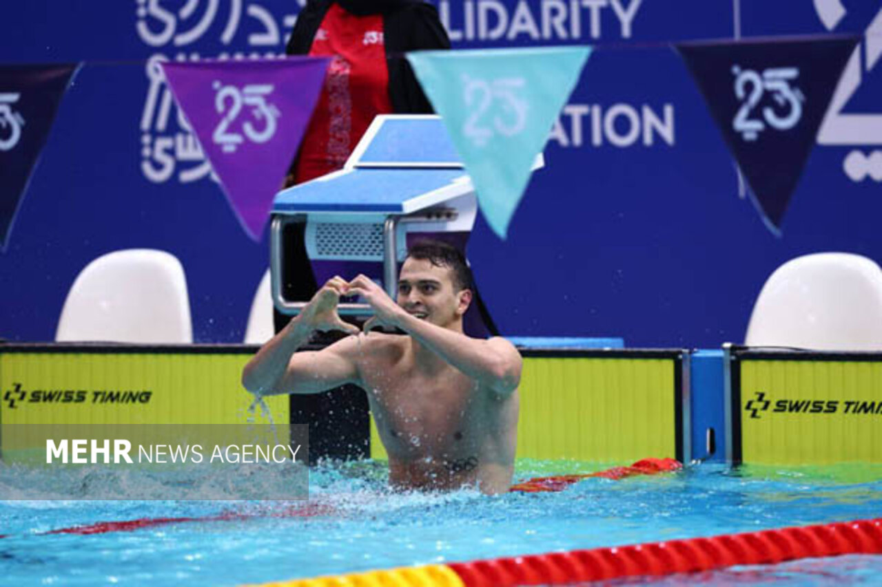 اولین طلای کاروان ورزش ایران از آب بیرون آمد/ سامیار عبدلی قهرمان شد