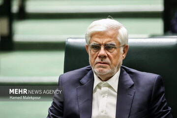 عارف: اجرای برنامه هفتم با ۴۶ هزار همت منابع و همکاری مجلس ادامه دارد