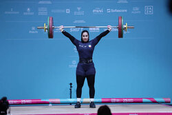 کریمی بعد از کسب مدال: مدال‌هایم را تقدیم مردم و مادرم می‌کنم